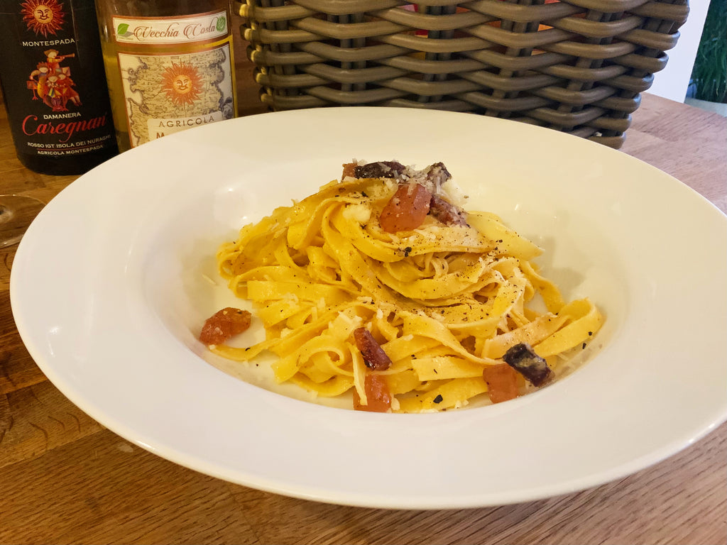 Savouring Carbonara: The History and Recipe of Italy's Pasta Gem Olives&Oils(O&O)