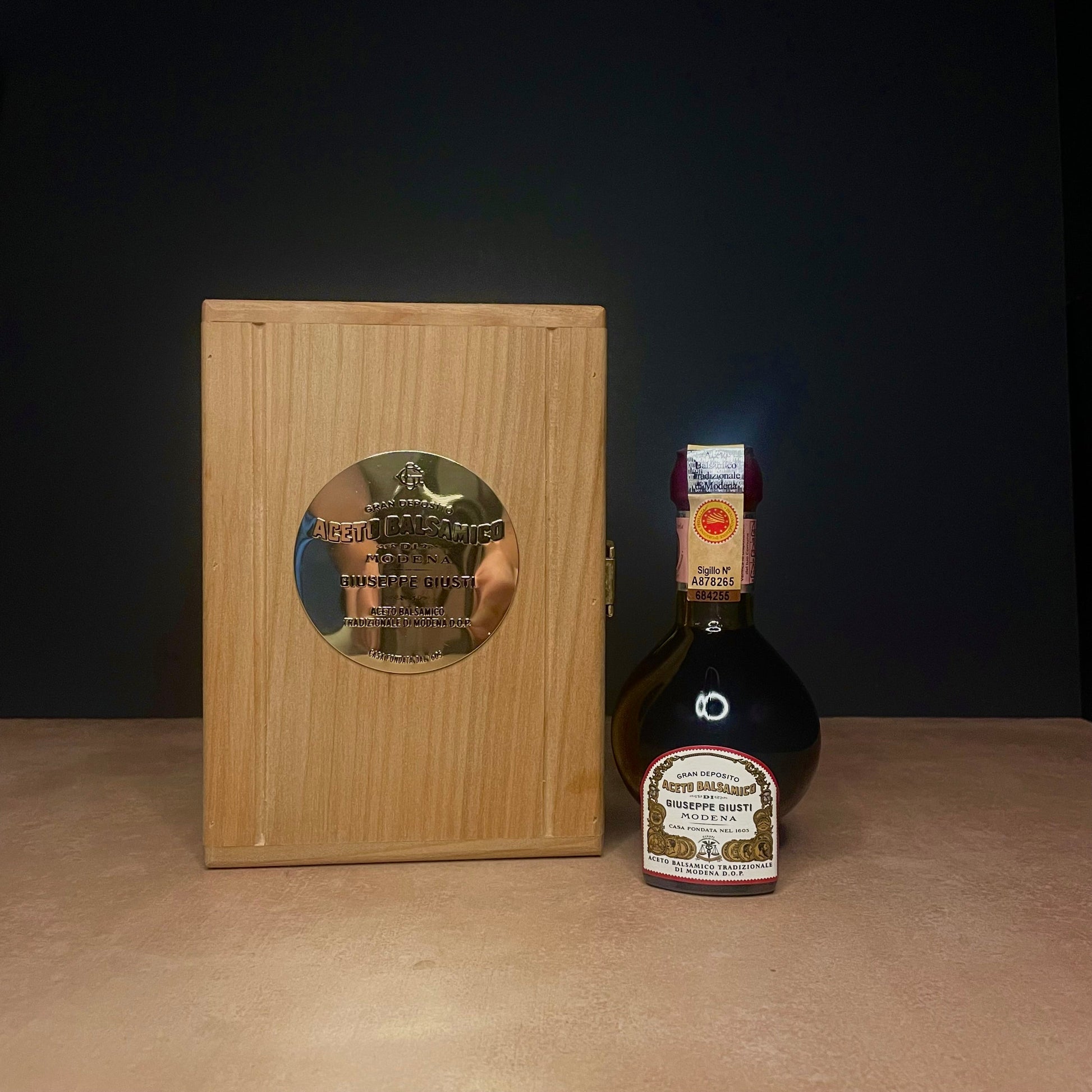 Giuseppe Giusti Traditional Balsamic Vinegar Of Modena DOP  "Affinato" 100ml Olives&Oils(O&O)