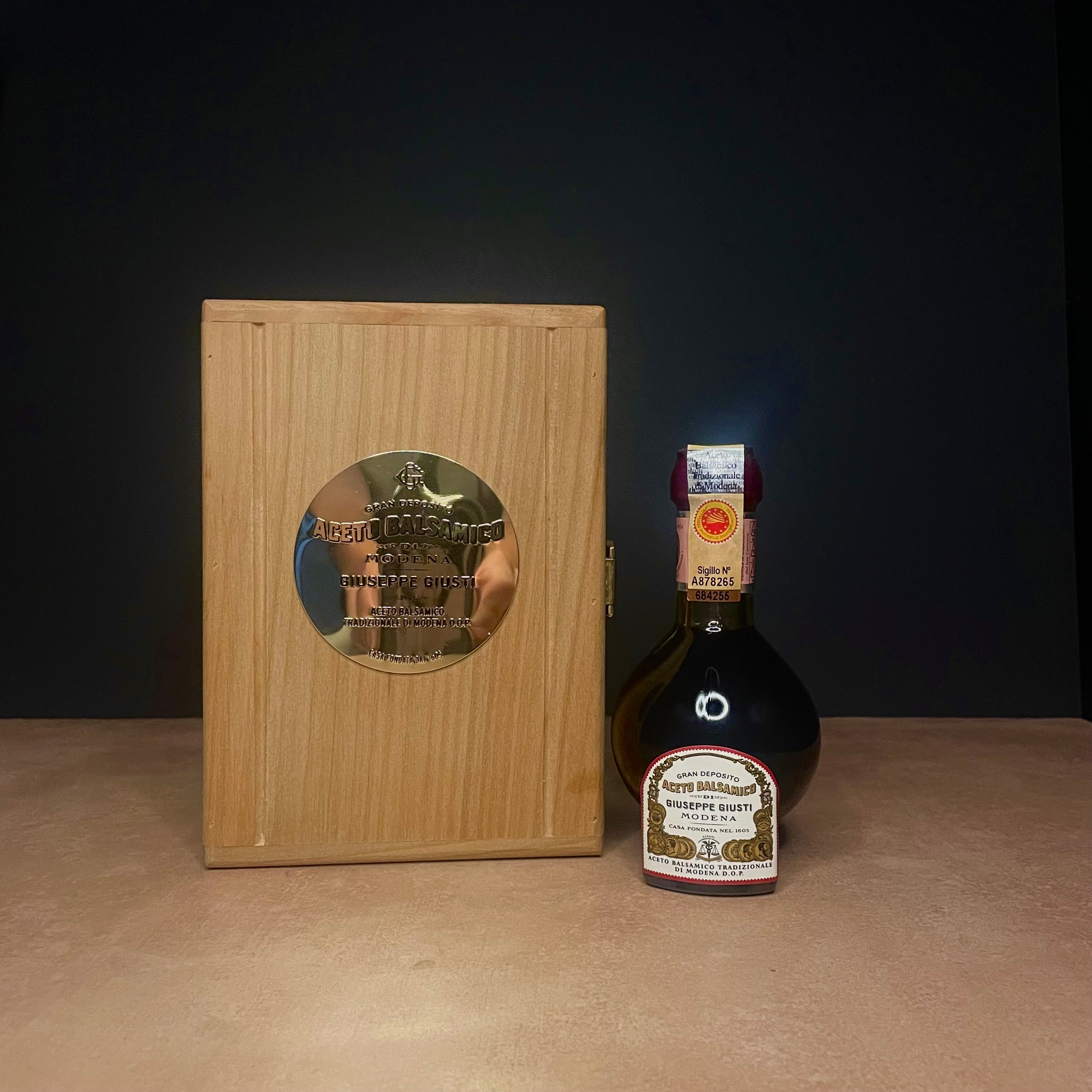 Giuseppe Giusti Traditional Balsamic Vinegar Of Modena DOP  "Affinato" 100ml Olives&Oils(O&O)