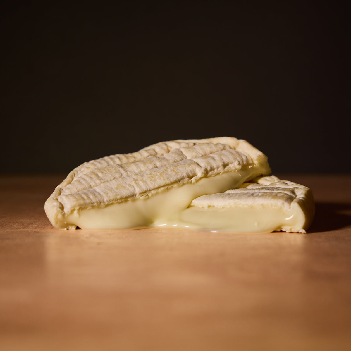 Brebis d'Argental cheese, alternative view