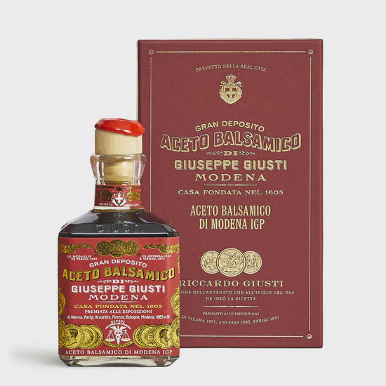 Giusti 3 Gold Medal balsamic vinegar of Modena, 250ml Cubica bottle